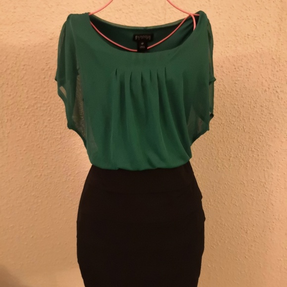 Enfocus Studio Dresses & Skirts - EnFocus  Dual Color Dress